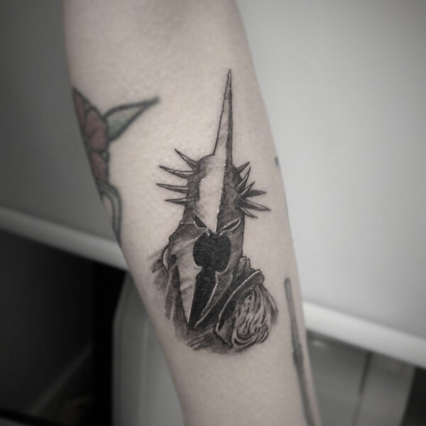 atticus tattoo, black and white tattoo of the witch king from lord of the rings