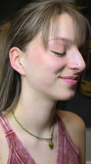 cute_woman_nose_piercing