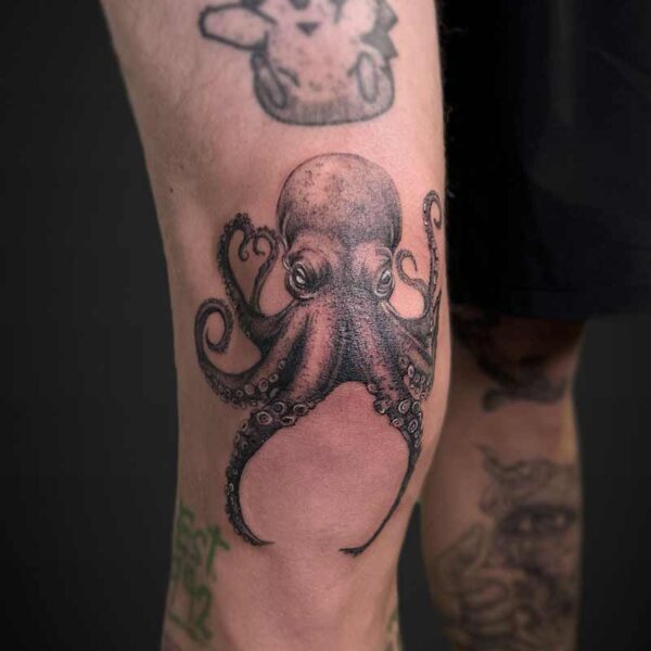 realism-tattoo-octopus