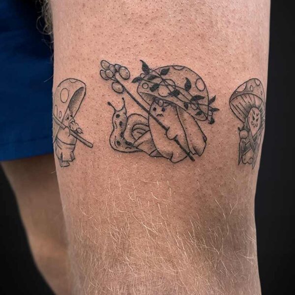 black-grey-tattoo-mushroom-druid