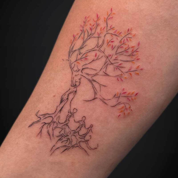 fineline-tattoo-tree-leaves-family