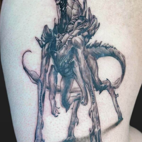 blackgrey_tattoo_alien_creature