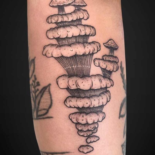 illustrative-tattoo-mushrooms