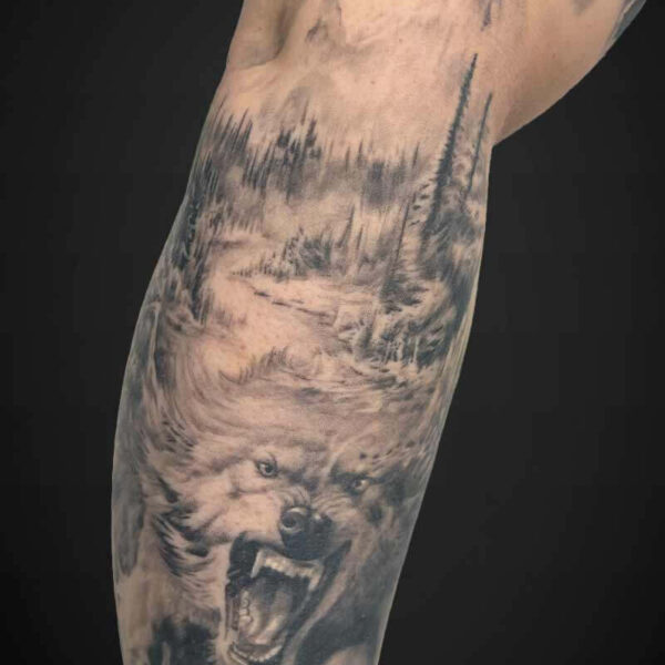 realism-healed-tattoo-river-wolf