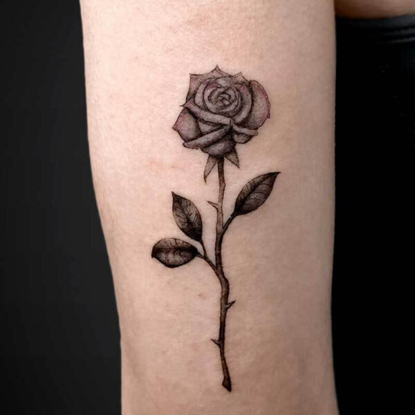 blackgrey-realism-tattoo-rose blackgrey-realism-tattoo-rose