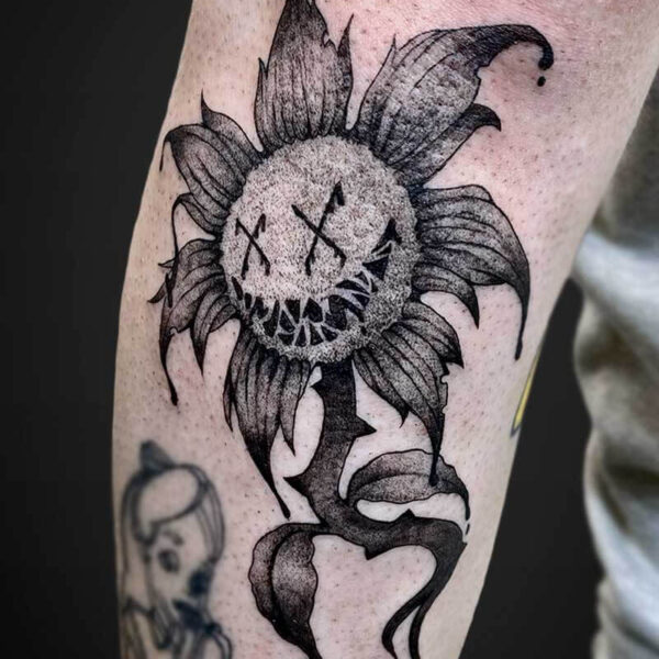 illustrative-tattoo-sunflower-face illustrative-tattoo-sunflower-face