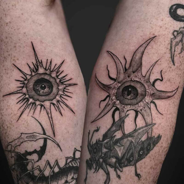 blackwork-tattoos-monster-eyes