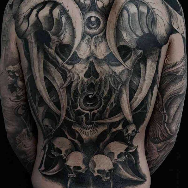 dark_art_back_tattoo_monster