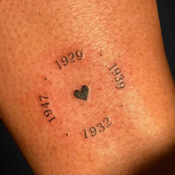 fineline-script-tattoo-dates-heart