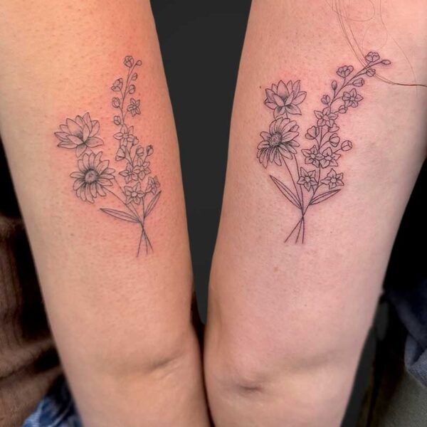 fineline-tattoos-matching-flowers