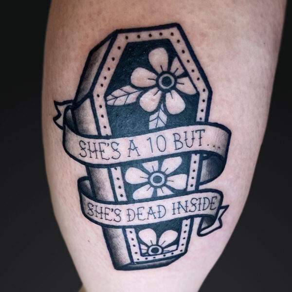 american-traditional-tattoo-coffin-script