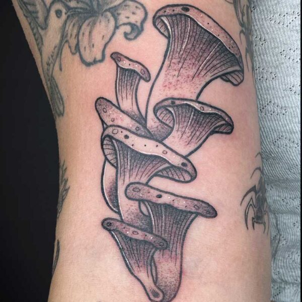 black-grey-tattoo-mushrooms