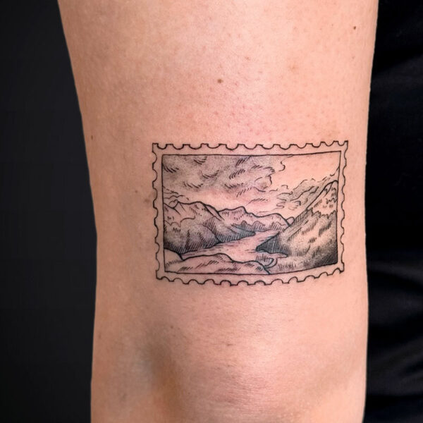 black-grey-tattoo-stamp-mountains black-grey-tattoo-stamp-mountains