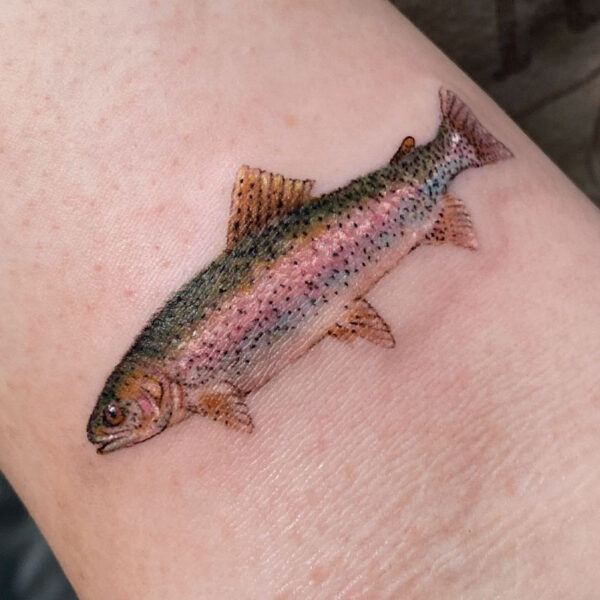 microrealism-tattoo-rainbow-trout