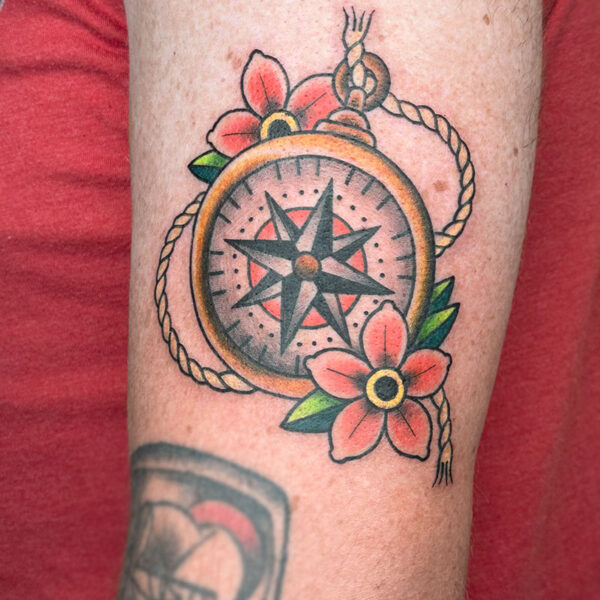 neotraditional-tattoo-compass-flowers
